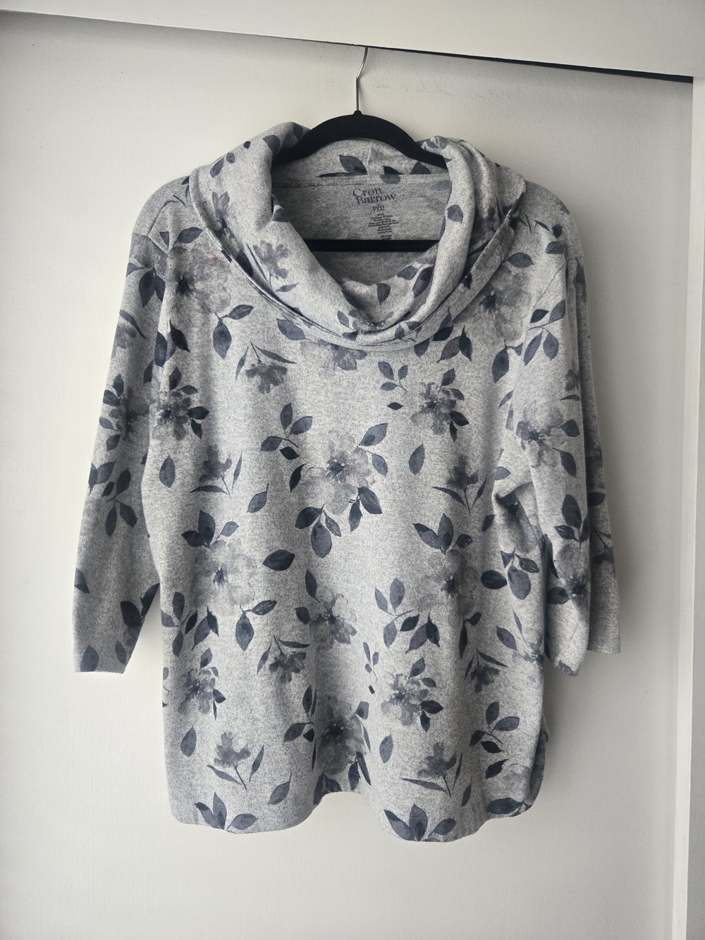 "Croft & Barrow Gray Floral Cowl Neck Sweater- Size Petite XXL